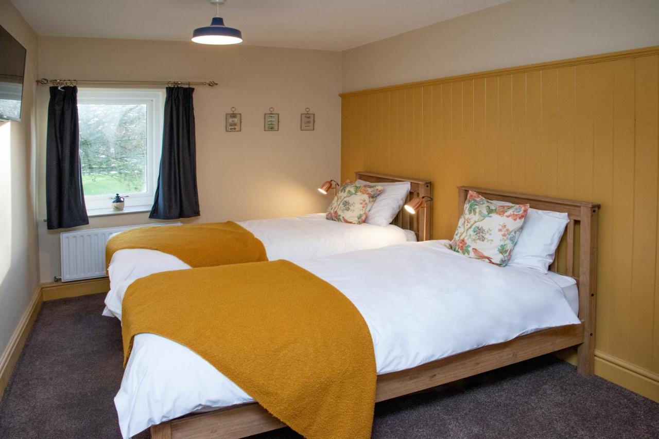 Work And Relax - Fast Wifi, Fireplace & Near Pub Newton Aycliffe Luaran gambar