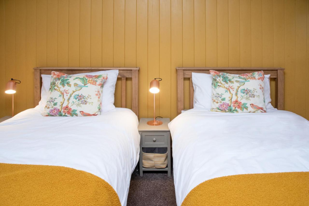 Work And Relax - Fast Wifi, Fireplace & Near Pub Newton Aycliffe Luaran gambar