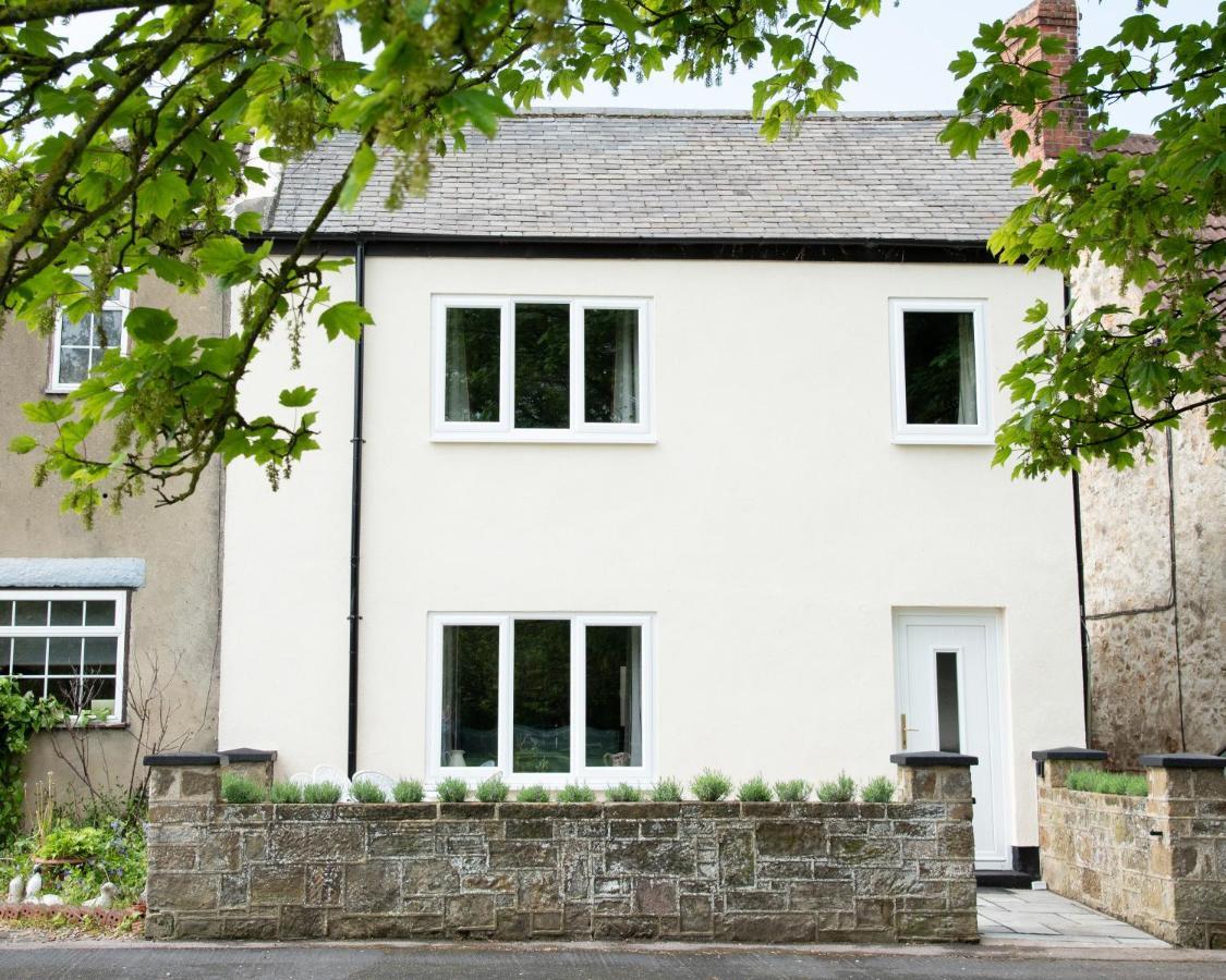 Work And Relax - Fast Wifi, Fireplace & Near Pub Newton Aycliffe Luaran gambar