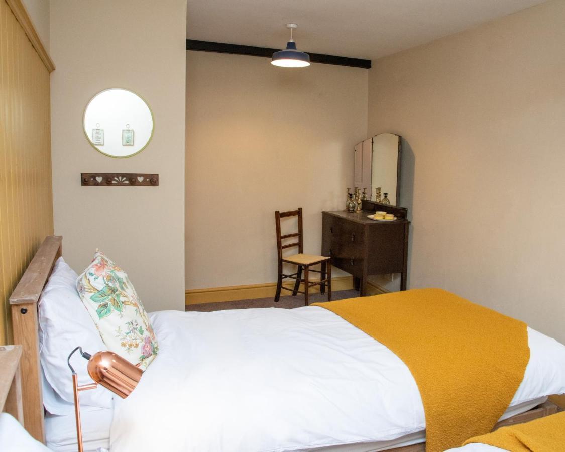 Work And Relax - Fast Wifi, Fireplace & Near Pub Newton Aycliffe Luaran gambar