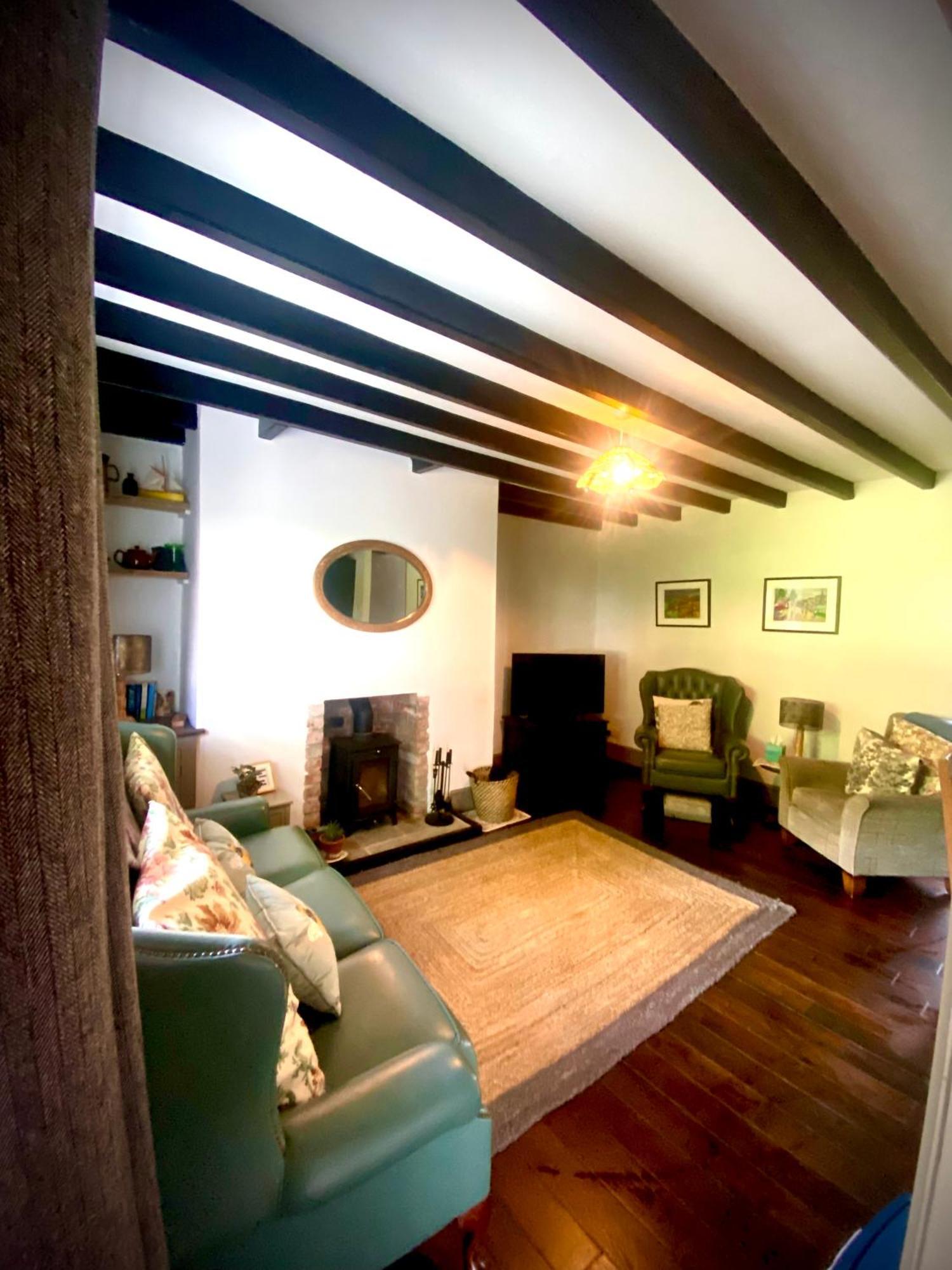 Work And Relax - Fast Wifi, Fireplace & Near Pub Newton Aycliffe Luaran gambar